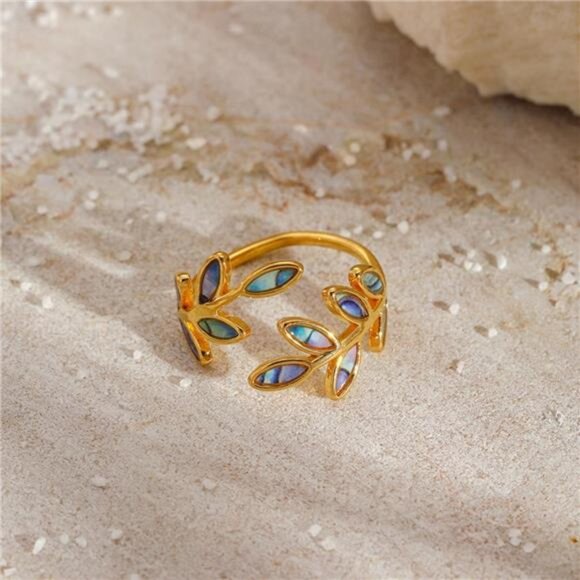 18K Gold-Plated Resin Leaf Bypass Ring - Picture 4 of 6